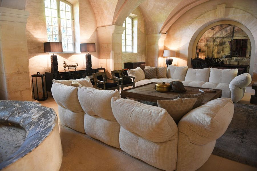 VanKrisHelios.com - Interior Stoneworks94